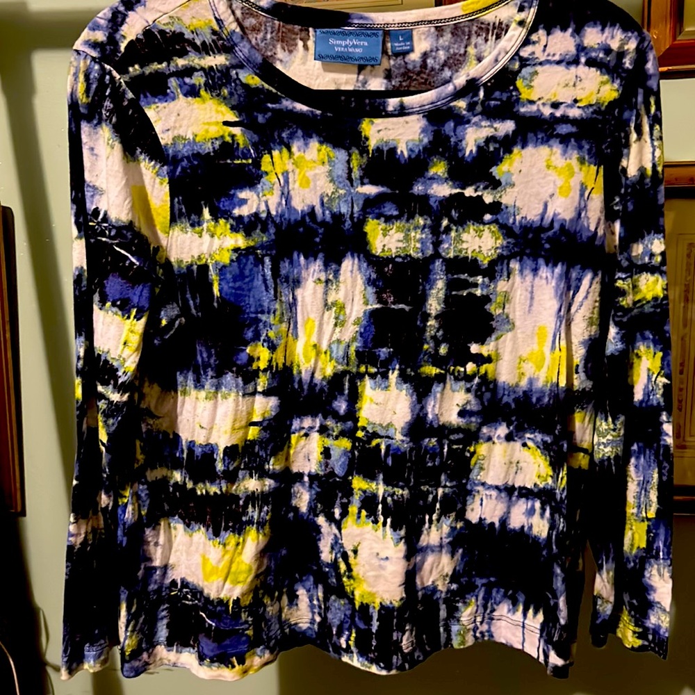 Beautiful blouse simple Vera Vera Wang